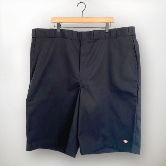 Dickies 13" Twill Loose Fit  Work Shorts in Black, Size 46 - Picture 2 of 7